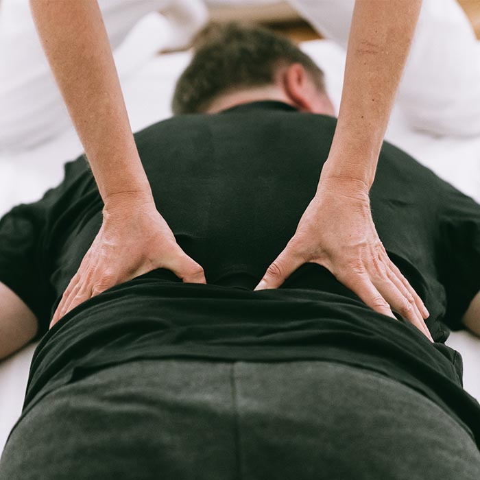 Shiatsu Rückenbeschwerden 1060 Wien